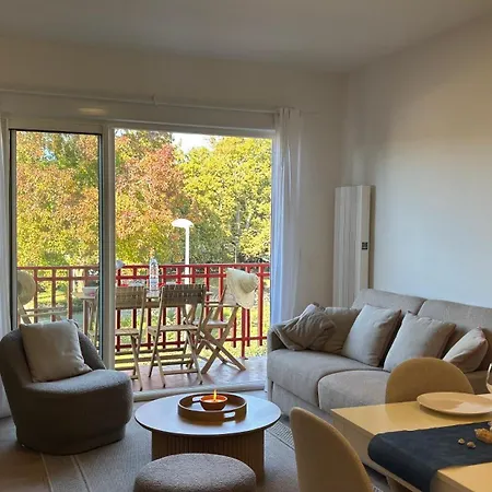 T2, 50 M Beach, Balcony With Sea View La Teste-de-Buch