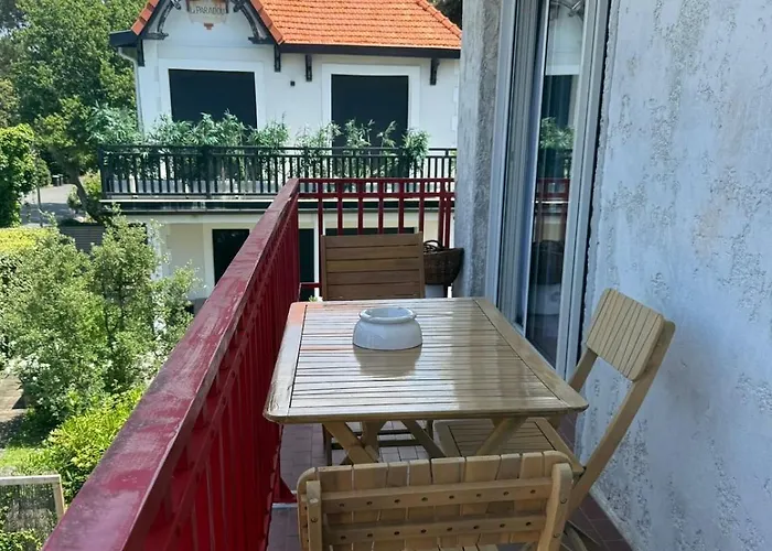 T2, 50 M Beach, Balcony With Sea View 公寓